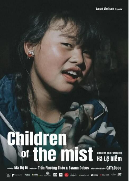 2021高分越南紀錄片《迷霧中的孩子》何黎艷 越南語中字 盒裝1碟