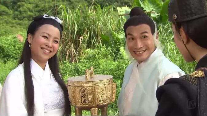 港劇【翻生武林】【 國語/粵語】 【蕭正楠 陳凱琳 】4碟 港劇【翻生武林】【 國語/粵語】 【蕭正楠 陳凱琳 】4碟