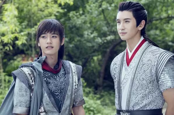 2017大陸劇 軒轅劍之漢之雲/ 軒轅劍漢之雲 張雲龍/周海媚 國語中字 盒裝12碟 2017大陸劇 軒轅劍之漢之雲/ 軒轅劍漢之雲 張雲龍/周海媚 國語中字 盒裝12碟