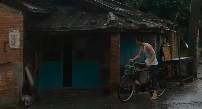 電影 童年往事/侯孝賢 國語中字 盒裝1碟 電影 童年往事/侯孝賢 國語中字 盒裝1碟