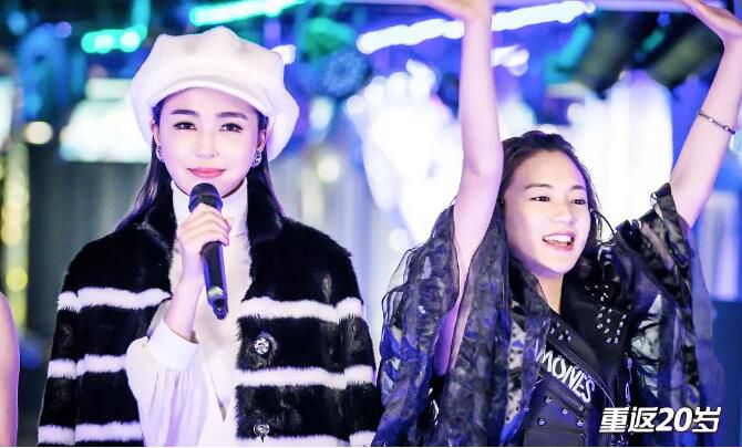 2018大陸劇 重返20歲(電視劇版) 秦漢/歸亞蕾 國語中字 盒裝5碟 2018大陸劇 重返20歲(電視劇版) 秦漢/歸亞蕾 國語中字 盒裝5碟
