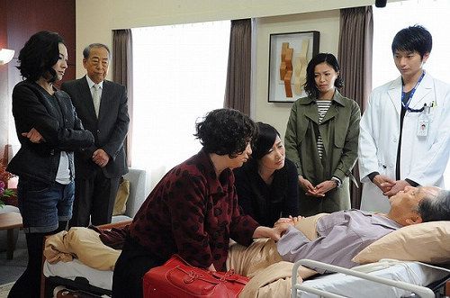 2015日劇 遺產爭族/爭產家族 向井理 日語中字 盒裝2碟 2015日劇 遺產爭族/爭產家族 向井理 日語中字 盒裝2碟