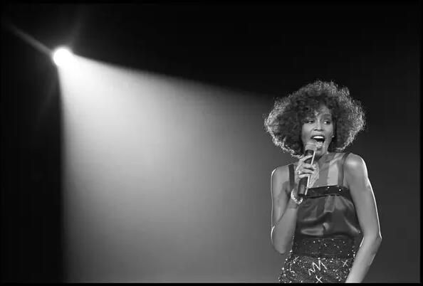2017歐美紀錄片 惠特尼:可以做我自己嗎/Whitney Houston 英語中字 盒裝1碟 2017歐美紀錄片 惠特尼:可以做我自己嗎/Whitney Houston 英語中字 盒裝1碟