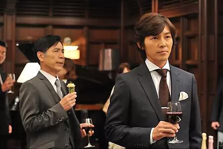 日劇《PRICELESS~有才怪這樣的東西》木村拓哉 8碟 日劇《PRICELESS~有才怪這樣的東西》木村拓哉 8碟