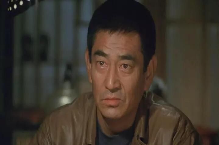 電影 高倉健經典 兆治的小酒館 高清DVD盒裝 央視國配 中文字幕 電影 高倉健經典 兆治的小酒館 高清DVD盒裝 央視國配 中文字幕