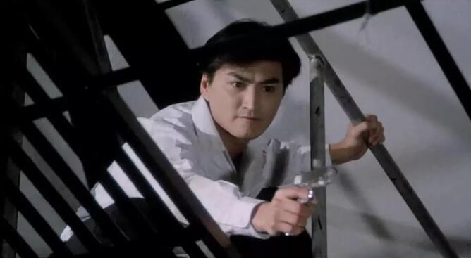 1995香港電影 虎猛威龍 袁和平/何家勁 國語中字 盒裝1碟 1995香港電影 虎猛威龍 袁和平/何家勁 國語中字 盒裝1碟