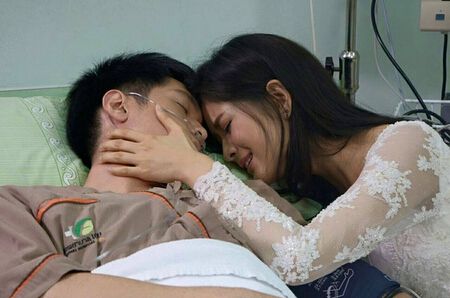 2015高分泰劇 血之對決/Lueat Tat Lueat 亞瑞克·阿莫蘇帕西瑞 泰語中字 盒裝8碟 2015高分泰劇 血之對決/Lueat Tat Lueat 亞瑞克·阿莫蘇帕西瑞 泰語中字 盒裝8碟