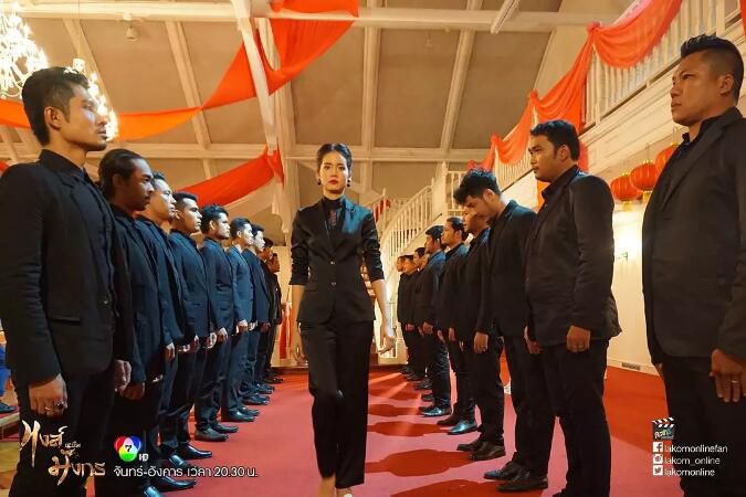 泰劇 《鳳勝龍/龍天鵝》BigM&Bow 清晰4碟 泰劇 《鳳勝龍/龍天鵝》BigM&Bow 清晰4碟