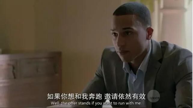 加拿大奇幻驚悚劇DVD:隱世狼女 第1-3季 6碟 加拿大奇幻驚悚劇DVD:隱世狼女 第1-3季 6碟